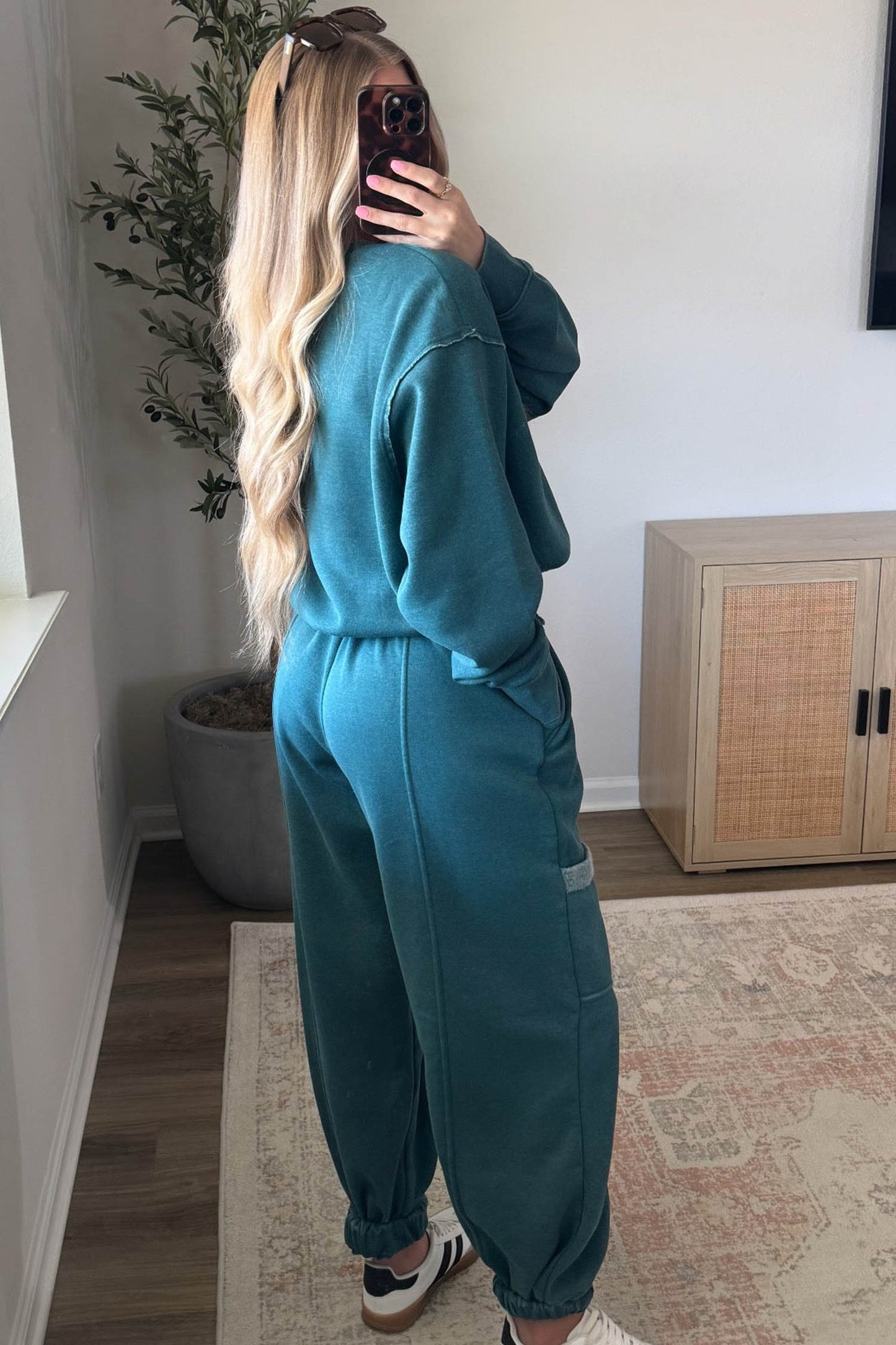 Skobeloff Solid Colorblock Jogger Pants Set